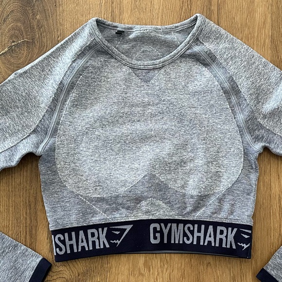 Gymshark Flex Crop Top Long Sleeve Active Gray Shirt and Pants included - Picture 5 of 11
